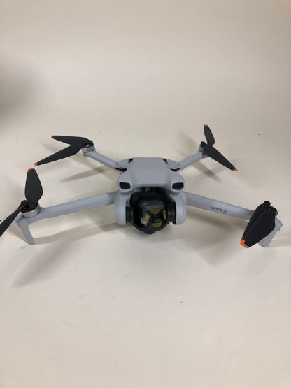 NEW DJI Mini 3 Camera Drone MT3PD Fly More Combo