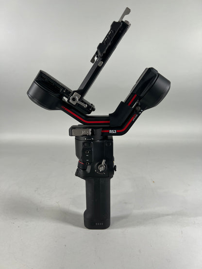 DJI RS 3 3-Axis Gimbal P11C With BHX711-3000-7.2 Battery
