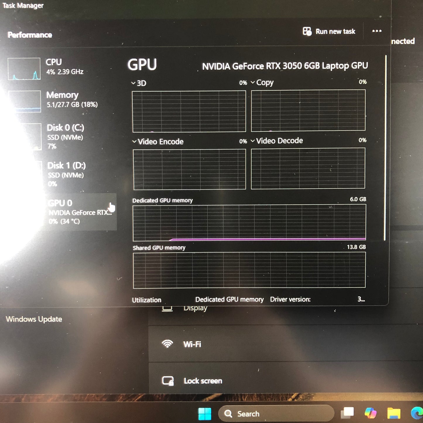 Lenovo LOQ 15ARP9 15.6" Ryzen 5 7235HS 28GB 2TB SSD 512GB SSD GeForce RTX 3050