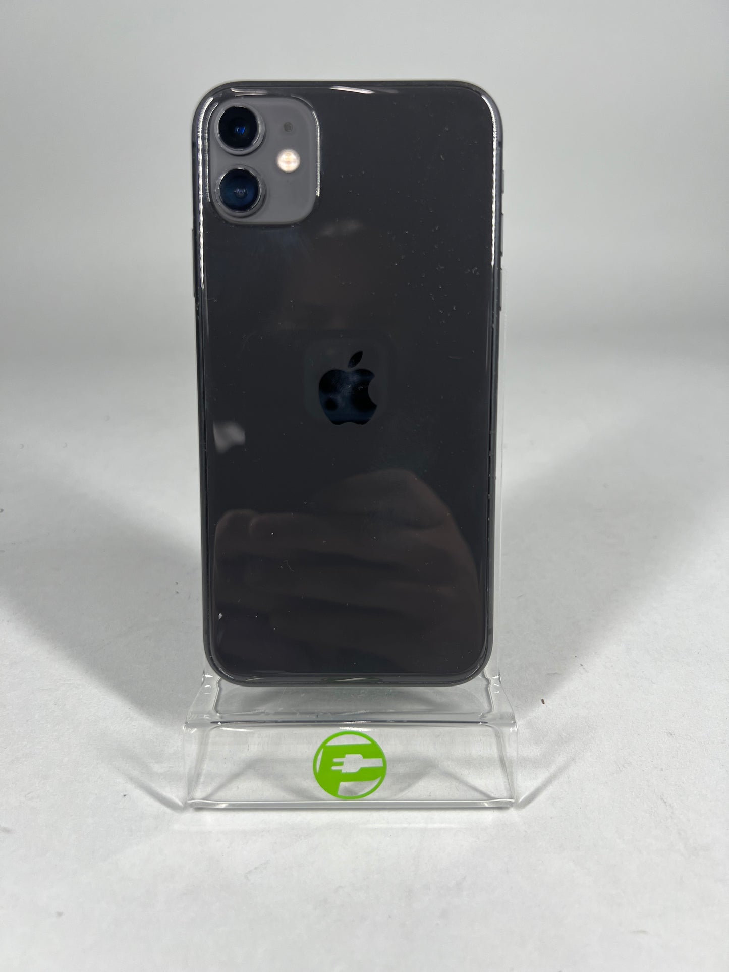 Factory Unlocked Apple iPhone 11 64GB 17.4.1 Space Gray