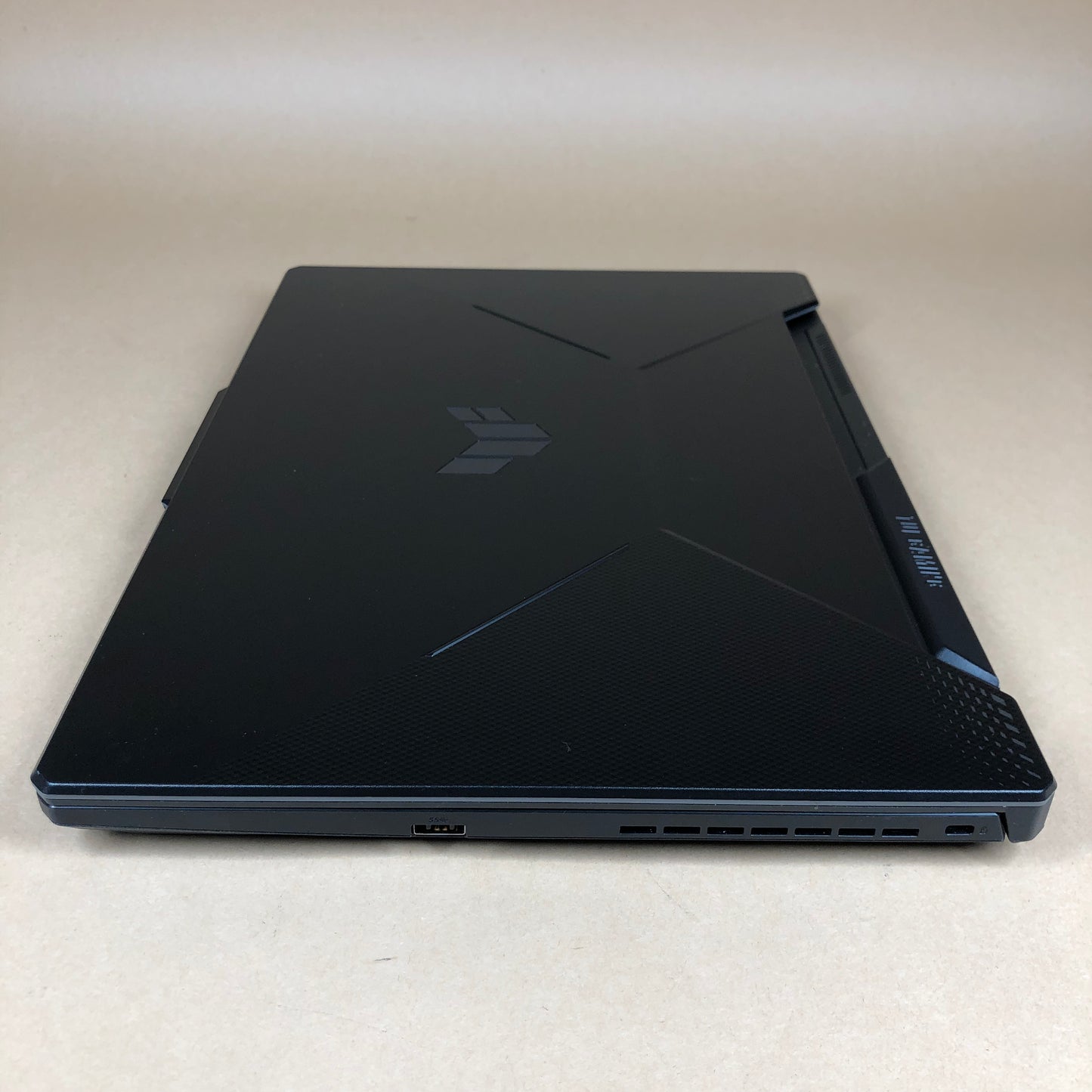 ASUS TUFGAMING A15 15.6" RYZEN 5 7537HS 3.3GHz 8GB RAM 512GB SSD GeForce RTX 2050