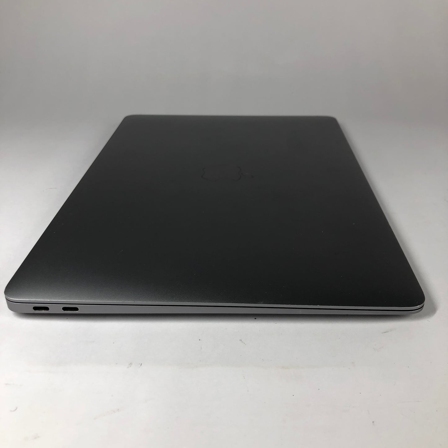 2018 Apple MacBook Air 13.3" i5 1.6GHz 8GB RAM 128GB SSD Space Gray A1932