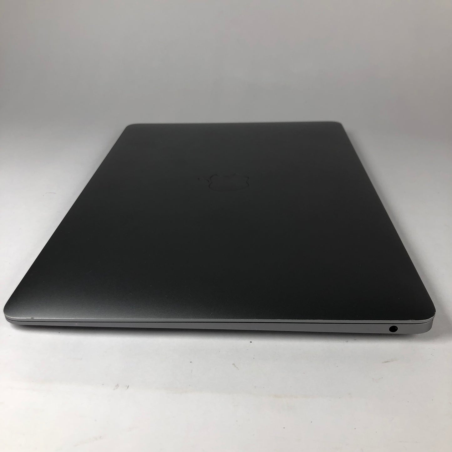 2018 Apple MacBook Air 13.3" i5 1.6GHz 8GB RAM 128GB SSD Space Gray A1932