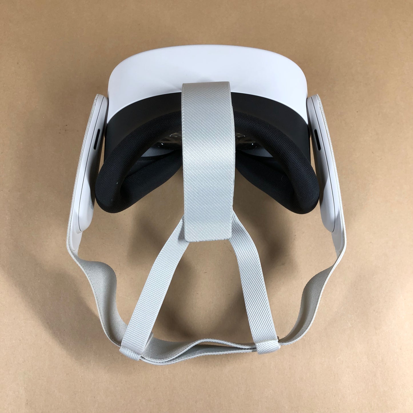 Oculus Quest 3S 128GB Standalone All-in-One VR Headset S3A