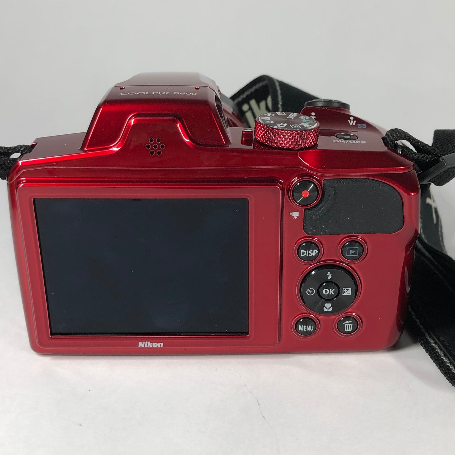 Nikon COOLPIX B600 16.0MP Superzoom Bridge