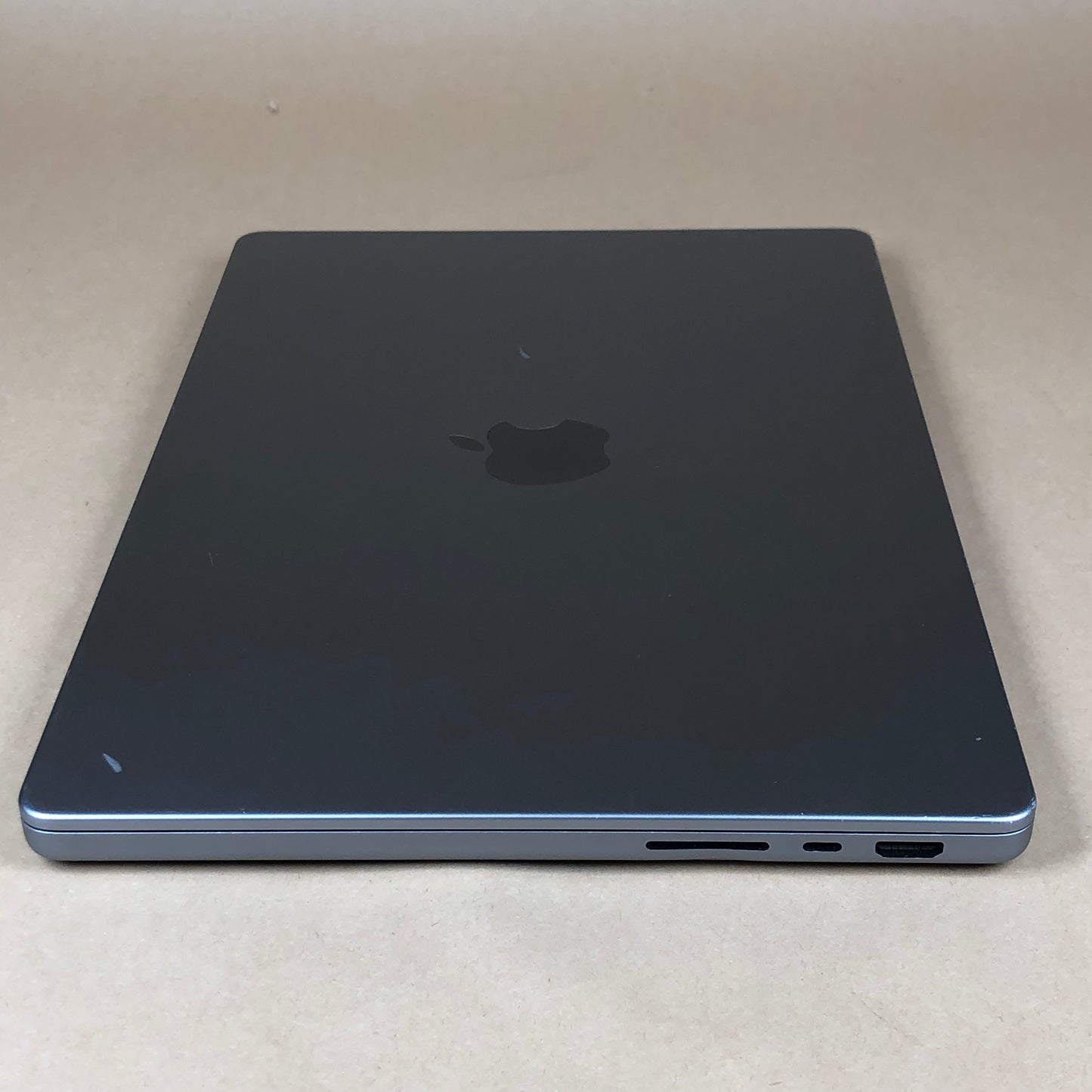 2021 Apple MacBook Pro 14" M1 Pro 14C GPU 3.2GHz 16GB RAM 512GB SSD A2442