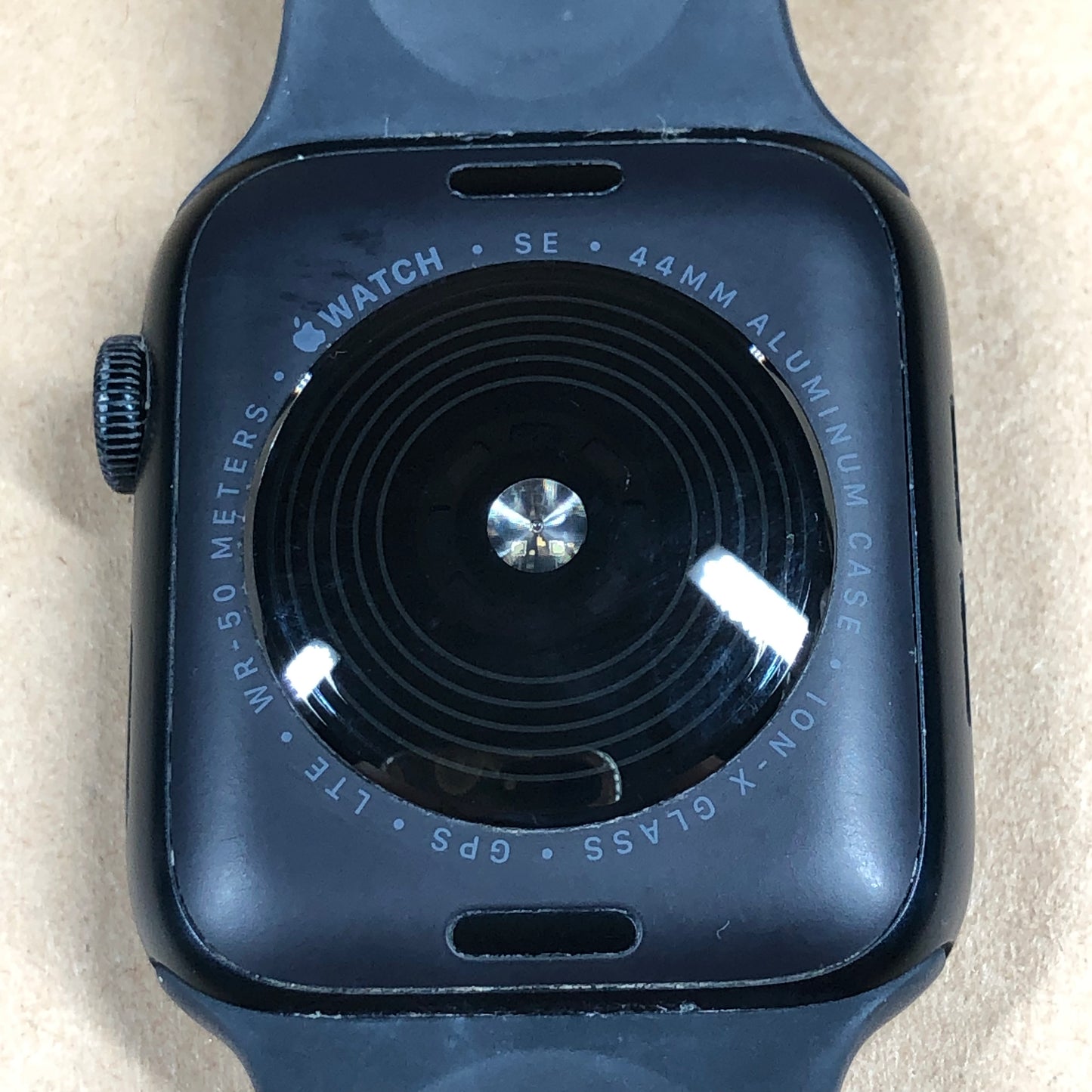 Unlocked Apple Watch SE 2nd Gen 44MM Black Aluminum Black Sport Band A2727