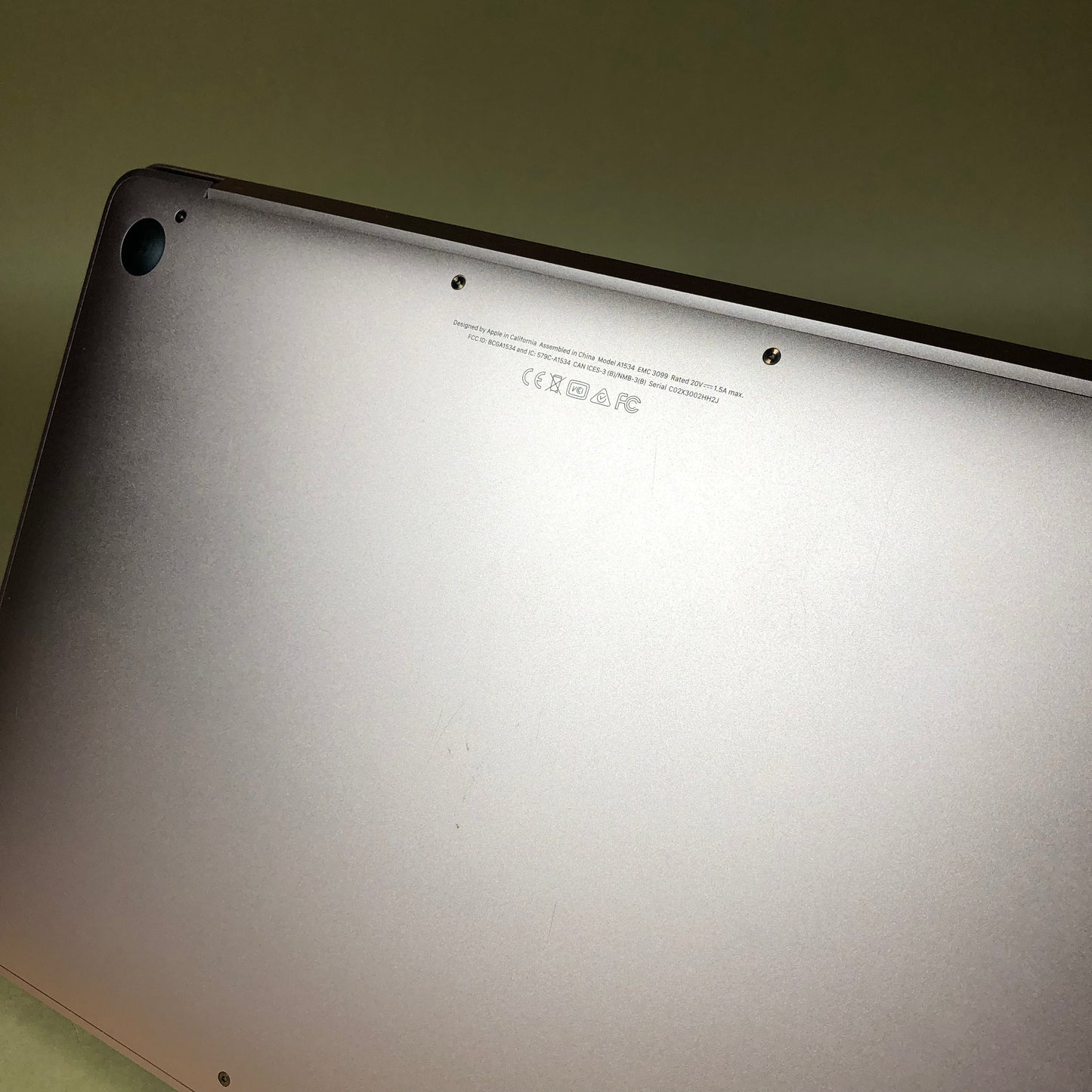 2017 Apple MacBook 13.3" i5 1.3GHz 16GB RAM 256GB SSD Rose Gold