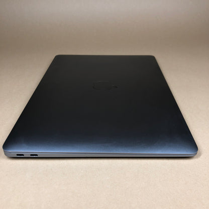 2018 Apple MacBook Air 13.3" i5 1.6GHz 8GB RAM 128GB SSD Space Gray A1932