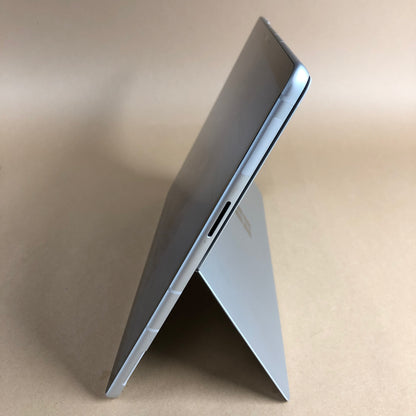 Microsoft Surface Pro 9 1997 13" SQ3 8GB RAM 256GB SSD SQ 3 Adreno 8CX Gen 3