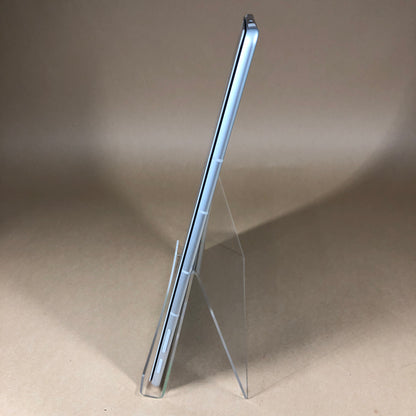Microsoft Surface Pro 9 1997 13" SQ3 8GB RAM 256GB SSD SQ 3 Adreno 8CX Gen 3