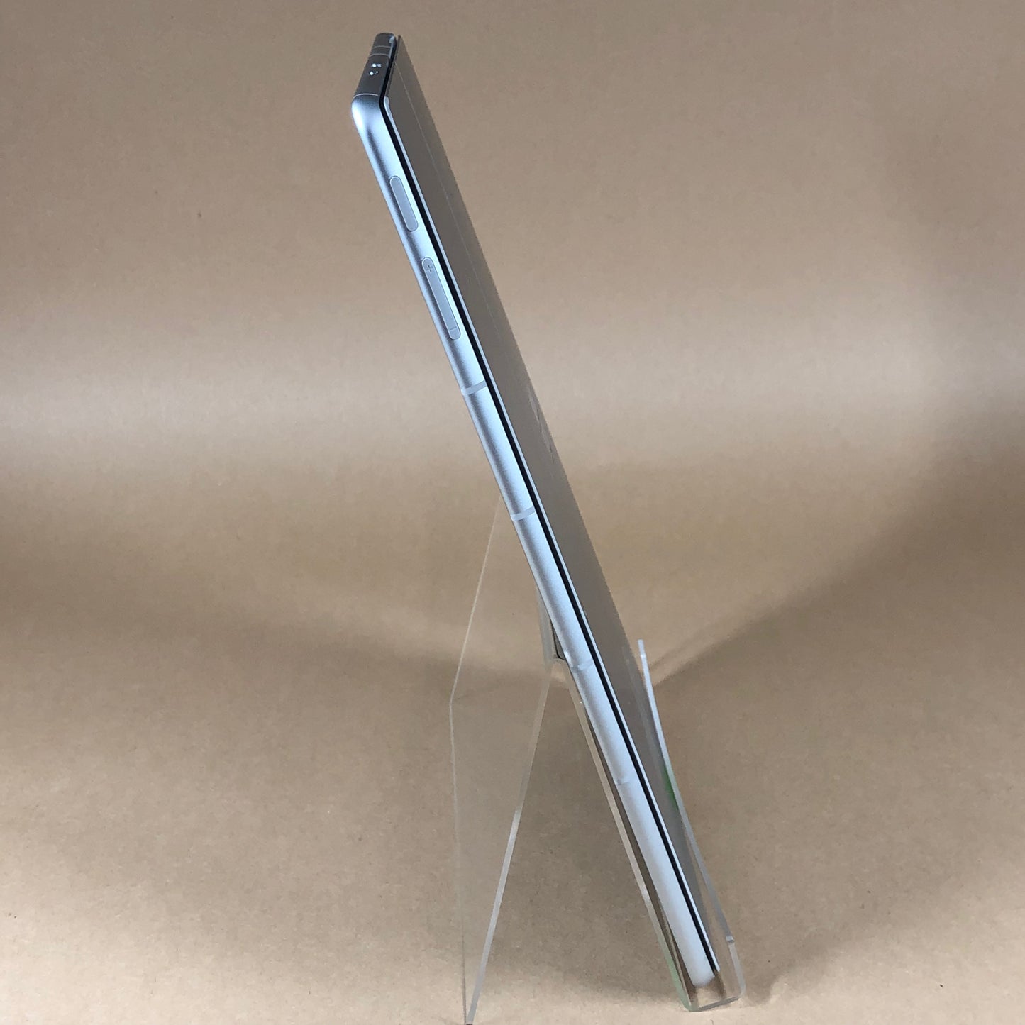 Microsoft Surface Pro 9 1997 13" SQ3 8GB RAM 128GB SSD SQ 3 Adreno 8CX Gen 3