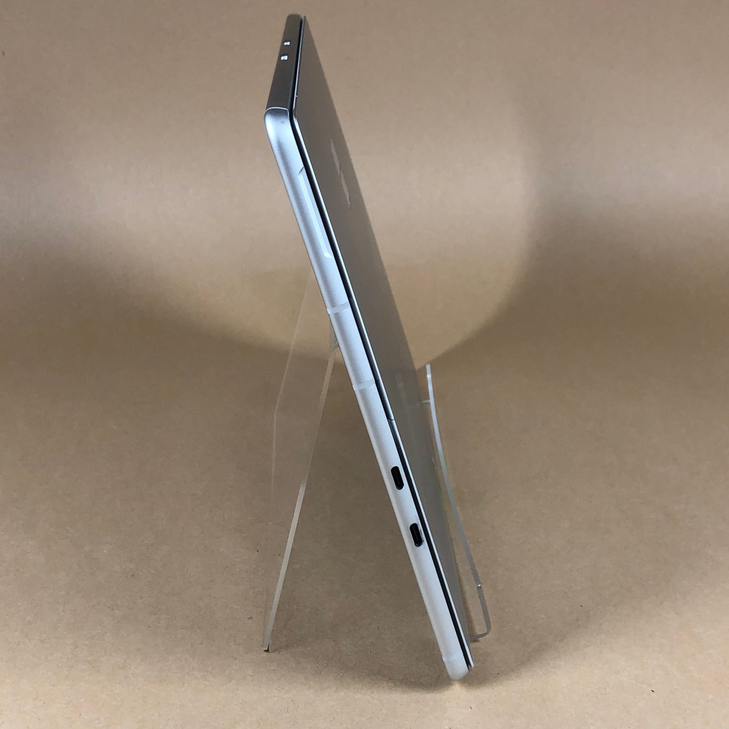 Microsoft Surface Pro 9 1997 13" SQ3 8GB RAM 128GB SSD SQ 3 Adreno 8CX Gen 3