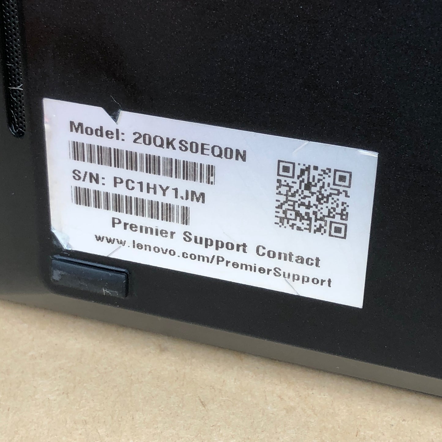 Lenovo ThinkPad T495s 14" Ryzen 5 3500U 2.1GHz 16GB RAM NO SSD NO WIFI NO OS