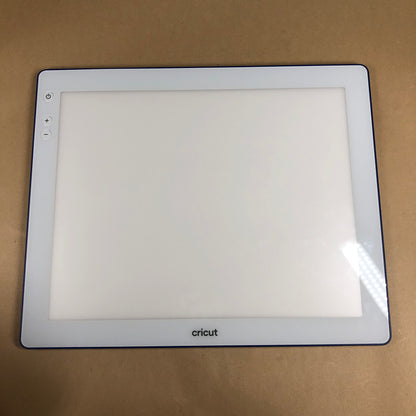Cricut Explore 3 Cutter CXPL203B With Extras