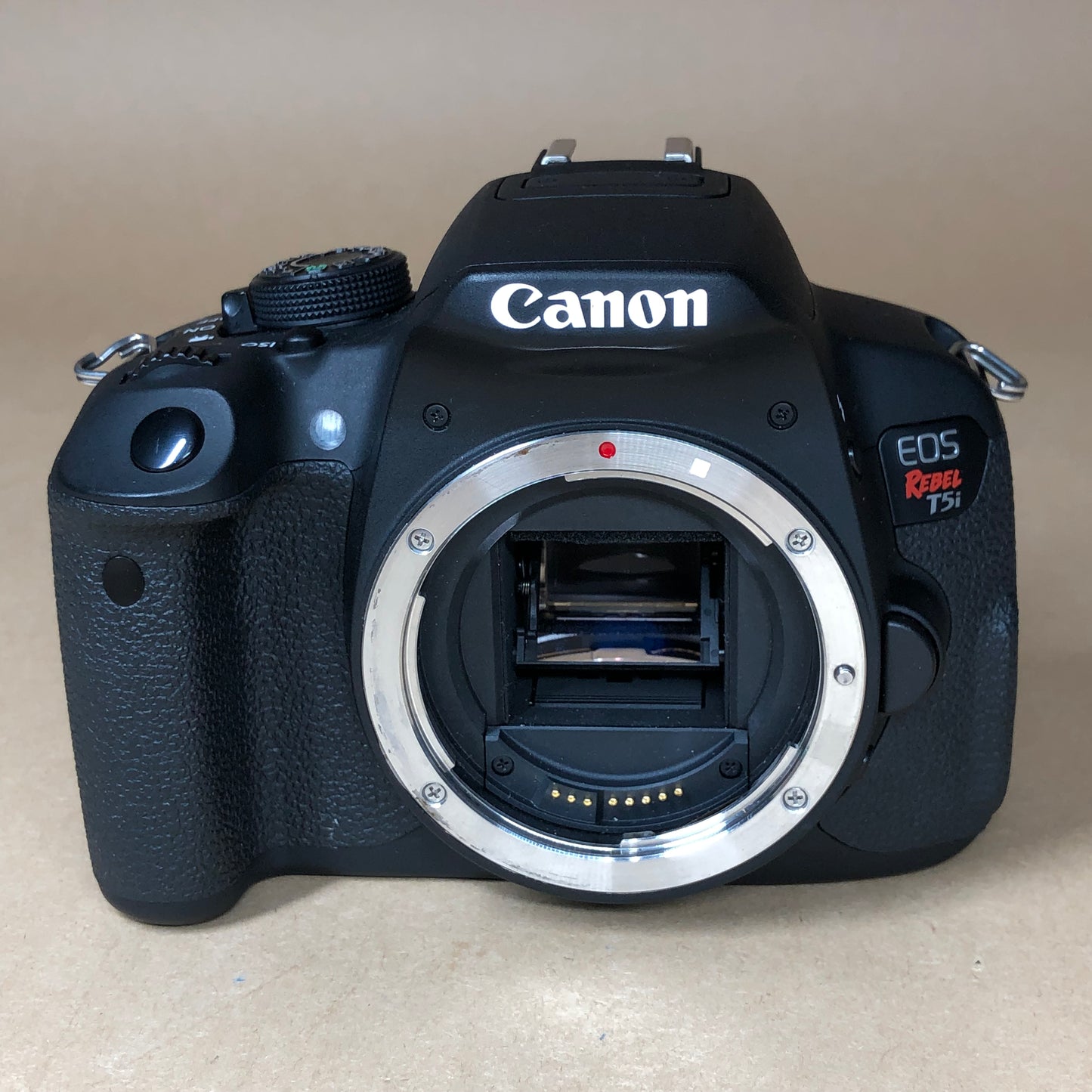Canon EOS Rebel T5i 18.0MP Digital SLR DSLR Camera Body Only