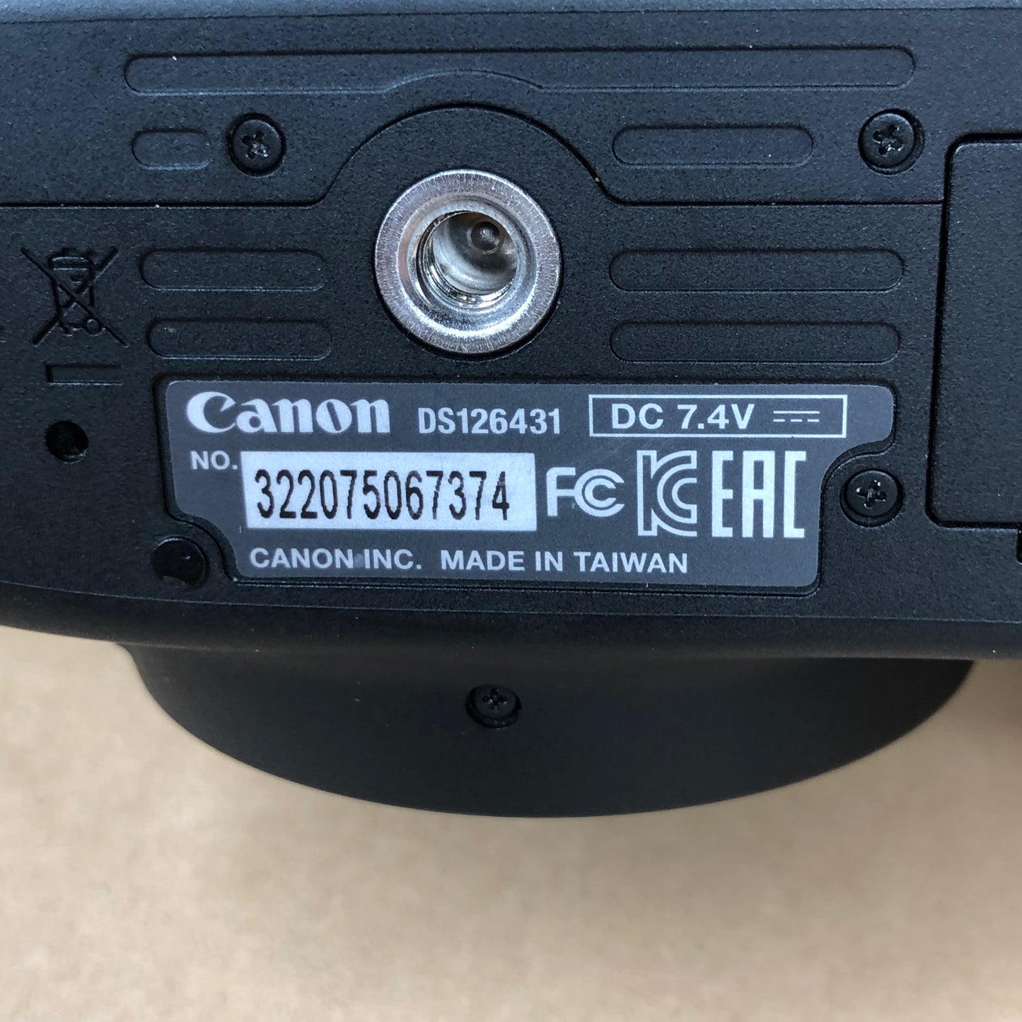 Canon EOS Rebel T5i 18.0MP Digital SLR DSLR Camera Body Only