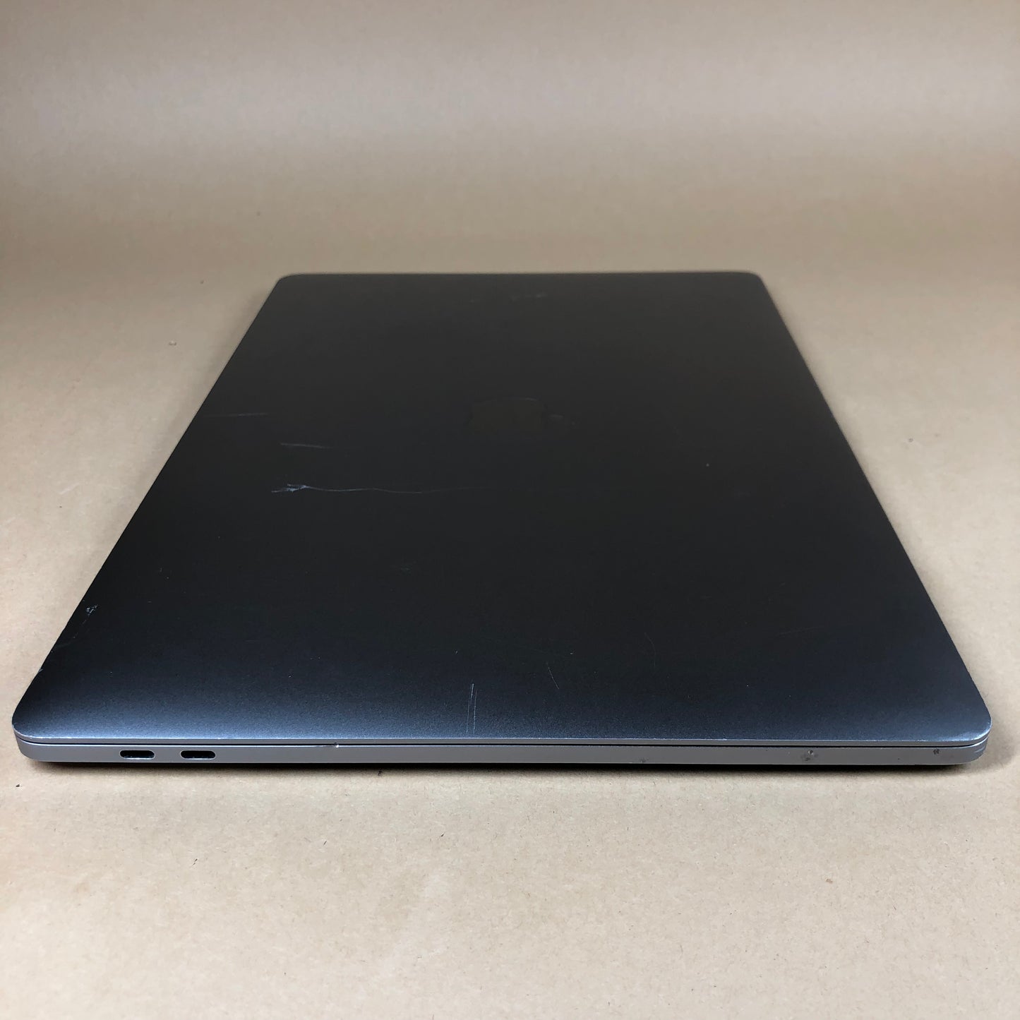 2017 Apple MacBook Pro 15" i7 2.8GHz 16GB RAM 256GB SSD Space Gray A1707