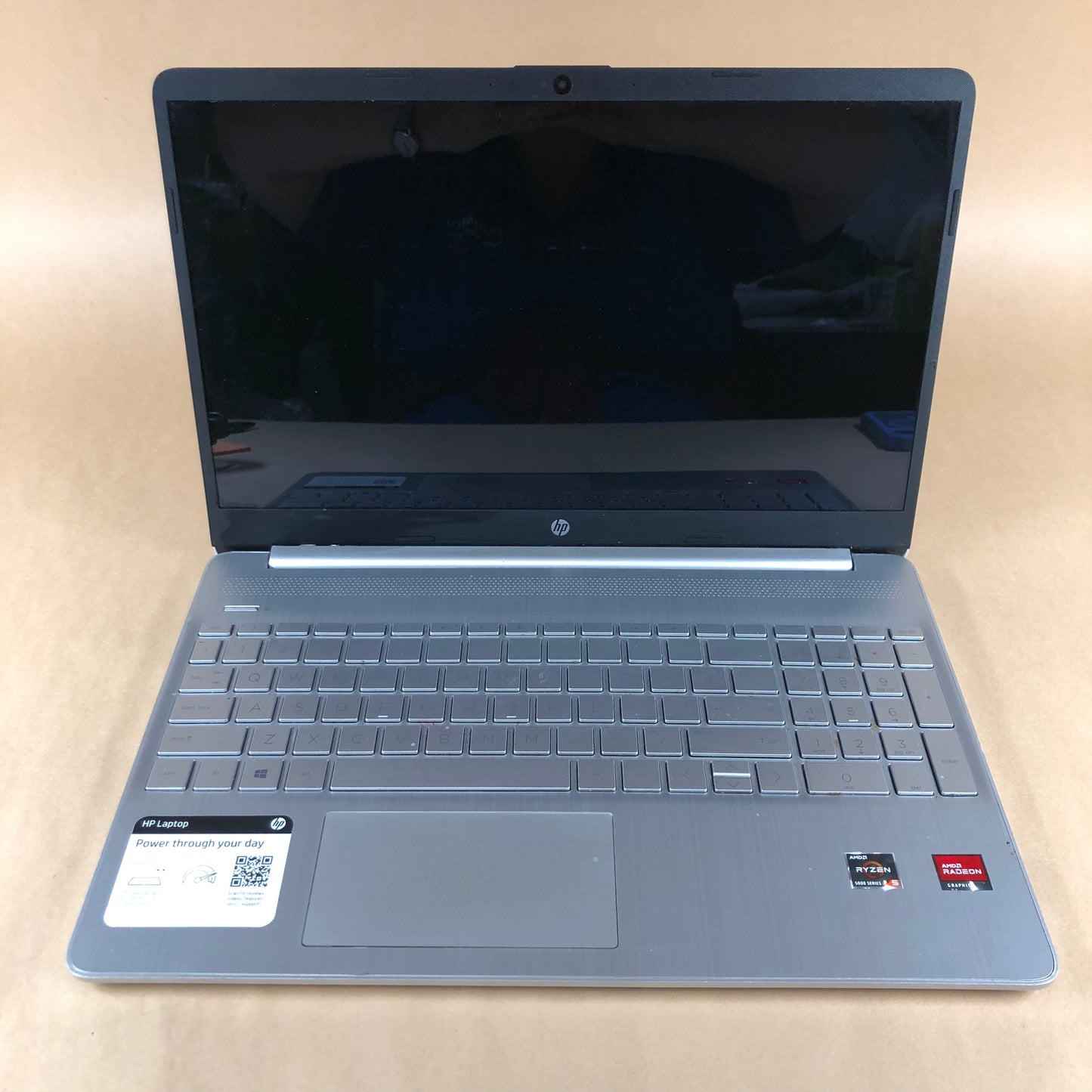 HP Pavilion 15-EF2148NR 15.6" Ryzen 5 5500U 2.1GHz 8GB RAM 256GB SSD