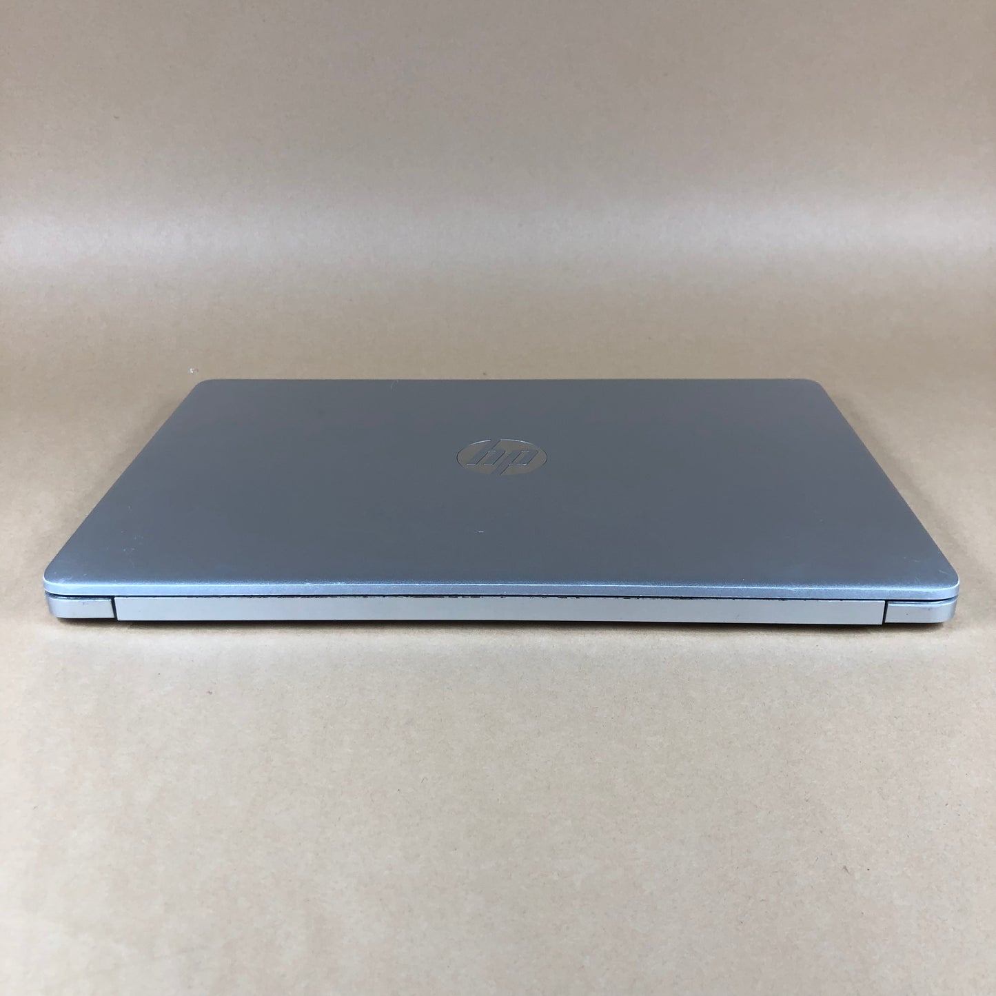 HP Pavilion 15-EF2148NR 15.6" Ryzen 5 5500U 2.1GHz 8GB RAM 256GB SSD
