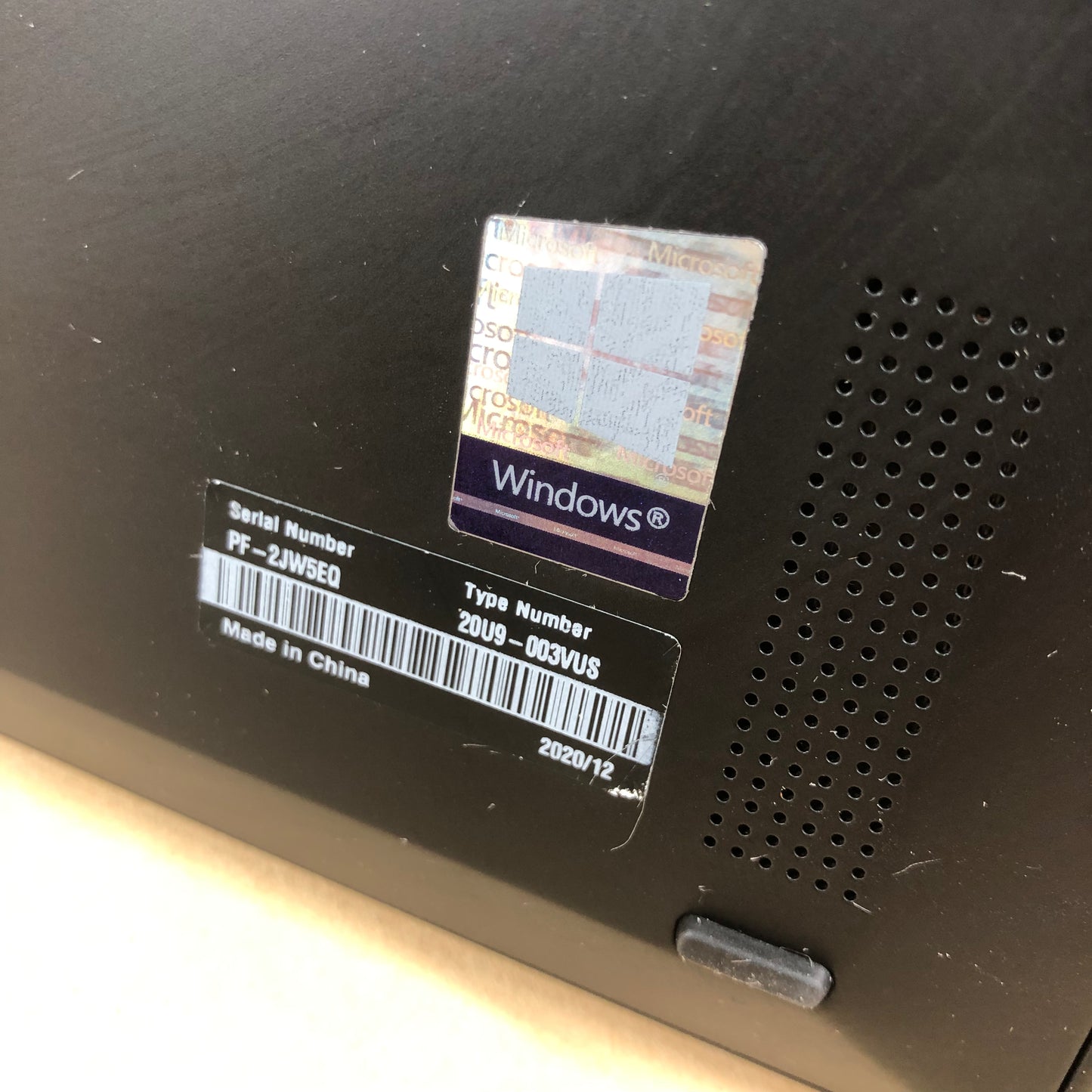 Lenovo ThinkPad X1 Carbon Gen 8 14" i5-10210U 1.6GHz 8GB RAM 256GB SSD