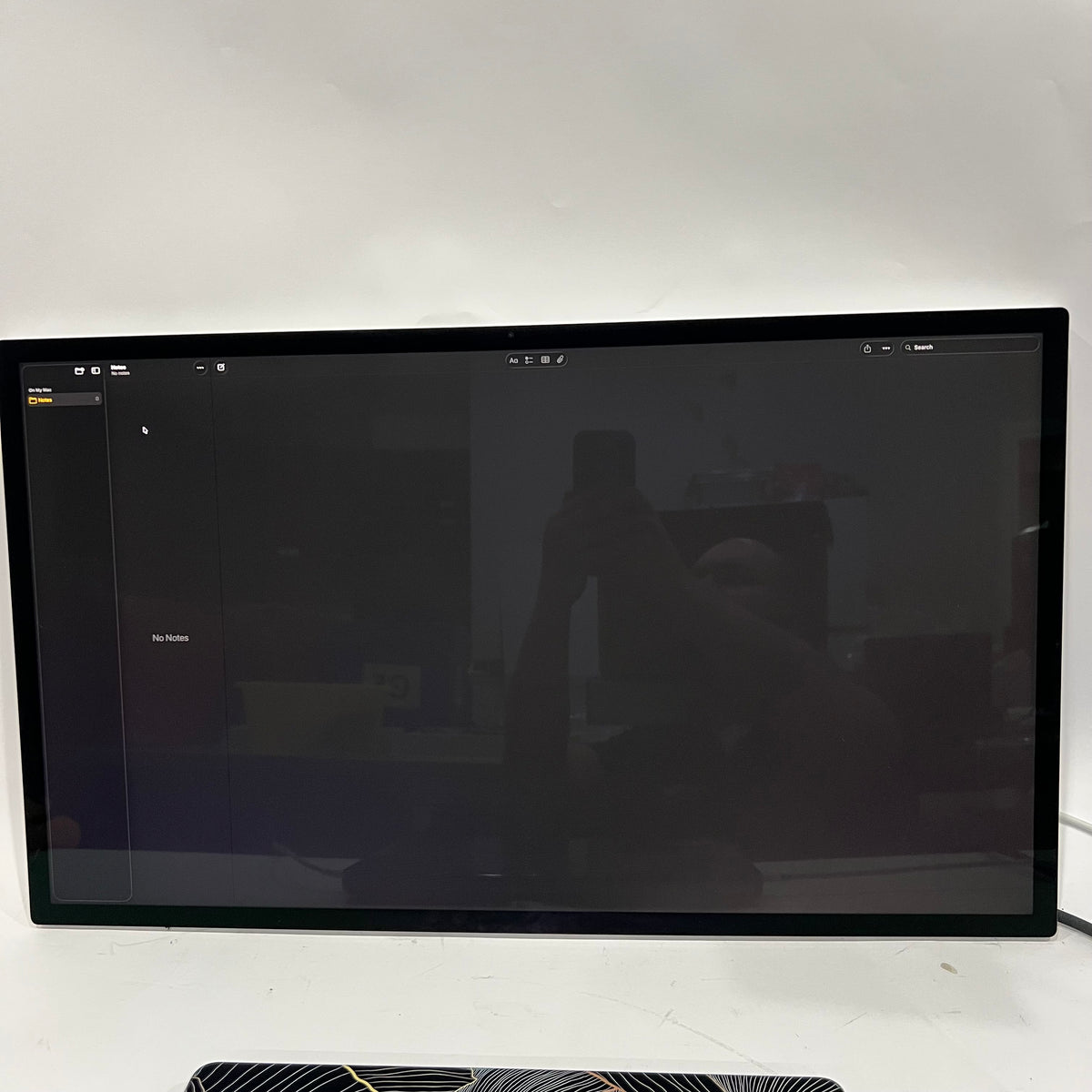 Apple Studio Display 27" 5K Retina Monitor Standard Glass 5K Retina A2525 VESA BENT
